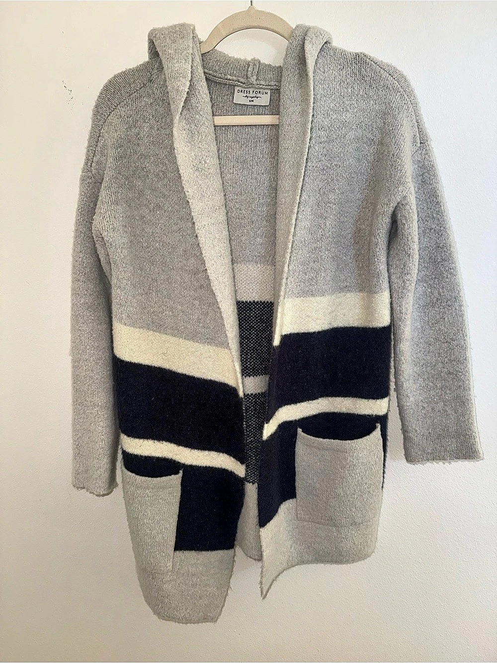 Color Block Cardigan in Gray & Black Like New